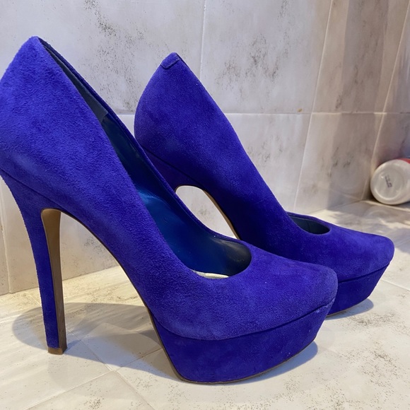 Jessica Simpson Waleo Heels - Picture 3 of 5